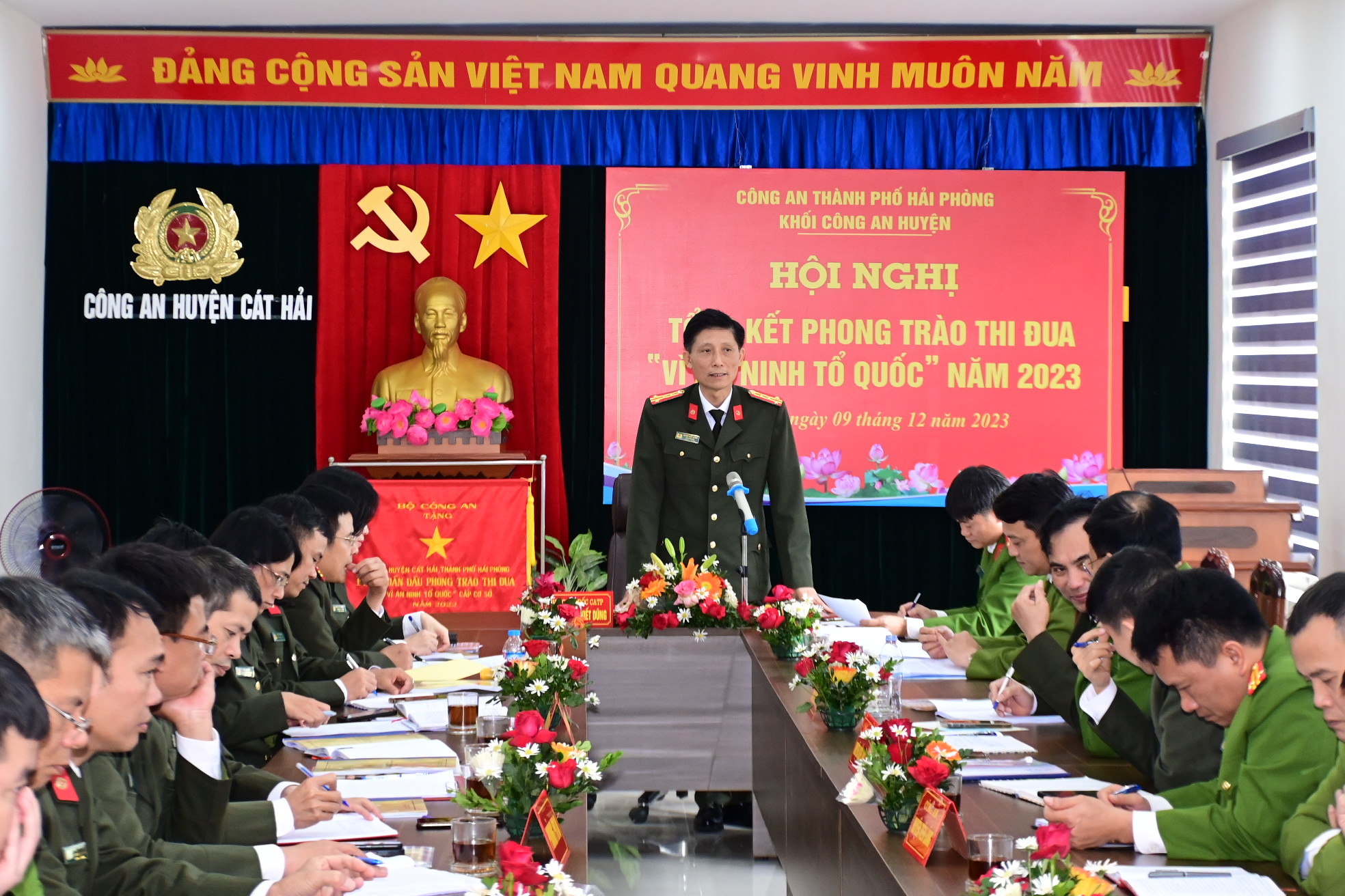 Tổng kết phong trào thi đua “Vì an ninh Tổ Quốc” khối Công an huyện năm 2023